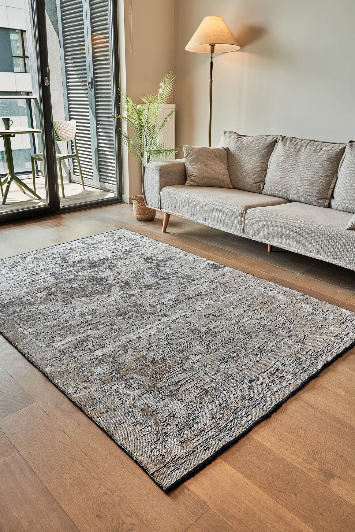 Hare Premium 1331 Bej - Krem - Pamuk Şönil Dokuma Halı | Parlak Salon Halısı